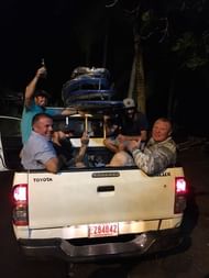 बà¥à¤°à¥à¤ लà¥à¤¸à¤¨à¤° à¤
पनॠदà¥à¤¸à¥à¤¤à¥à¤ à¤à¤° परिवार à¤à¥ साथ